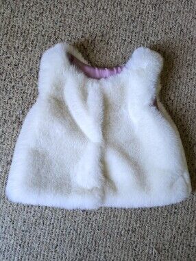 Girls White Faux Fur Vest Sz 5T Landson